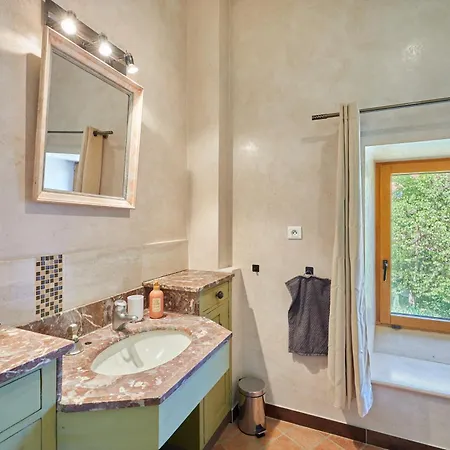 Le Pressoir Normand 度假居 *